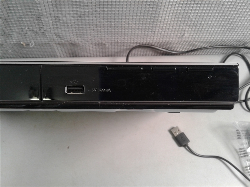 Panasonic DVD Player w/HDMI & USB + Roku