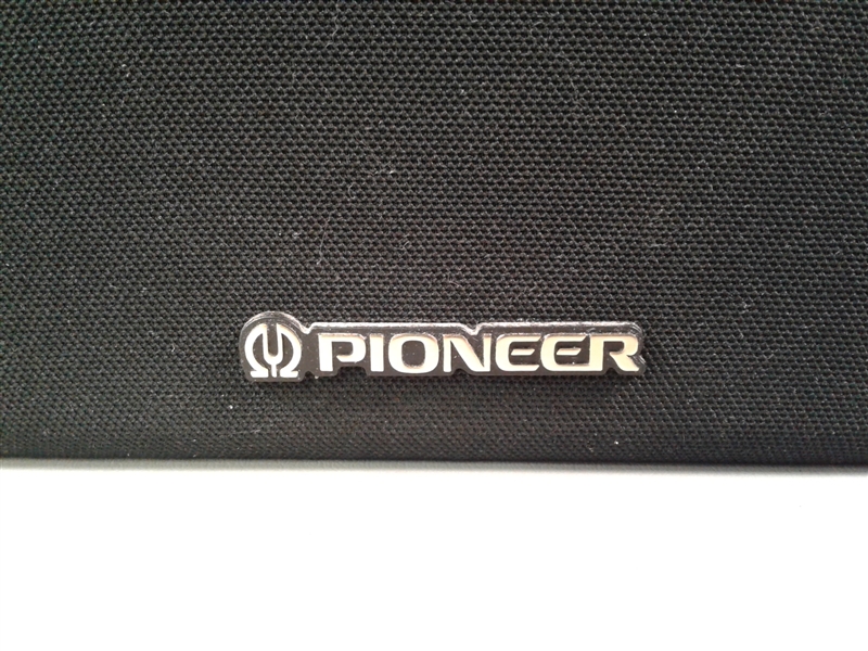 5 Pioneer Speakers 