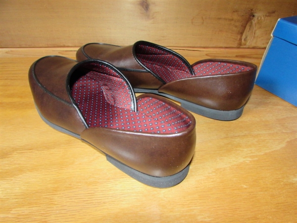 NEW TOWNCRAFT MENS SLIPPERS