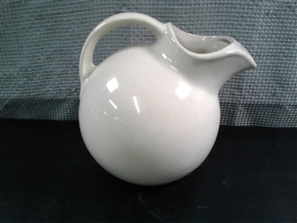 Vintage Red Wing547 Ball Ceramic Water Pitcher- Off White