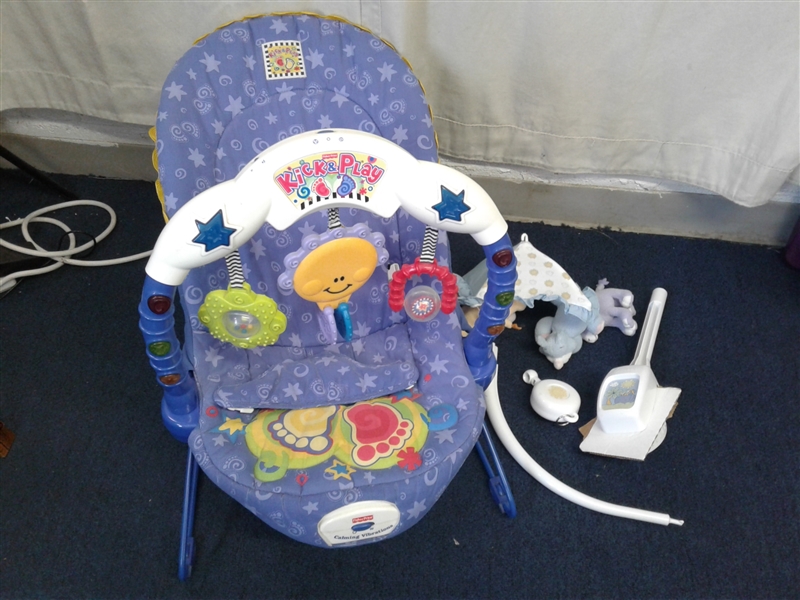 Fisher Price Kick & Play Bouncer & Noah's Park Baby Mobile