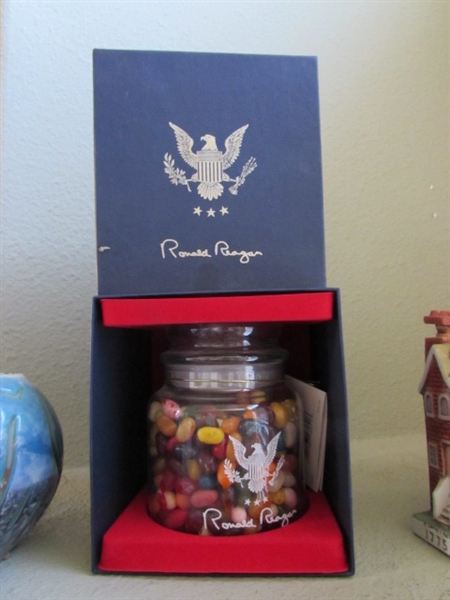 RONALD REAGAN COMMEMORATIVE ITEMS