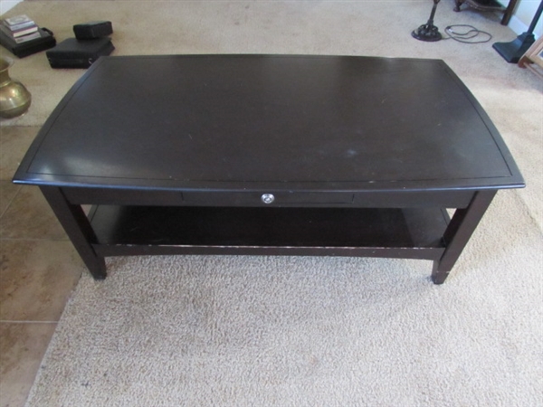 ASPENHOME COFFEE TABLE WITH STORAGE DRAWER