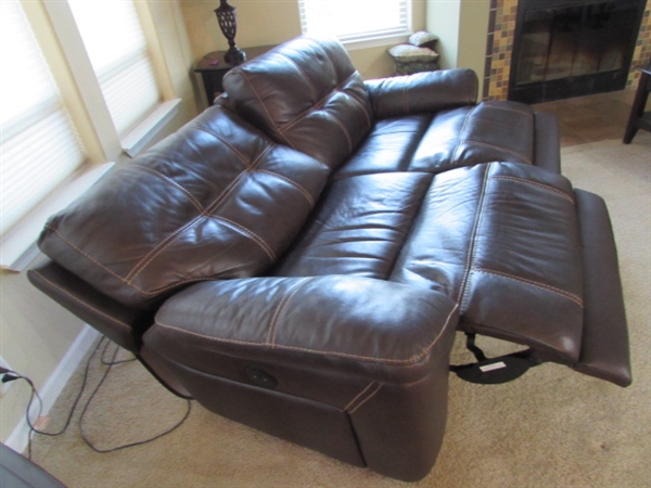 ELECTRIC DUAL RECLINING SOFA