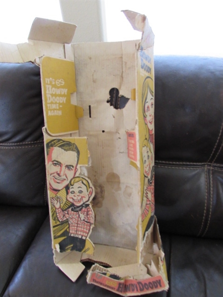 VINTAGE HOWDY DOODY VENTRILOQUIST DOLL, BOOK, MUG & MORE