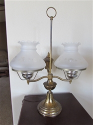 ANTIQUE TABLE LAMP