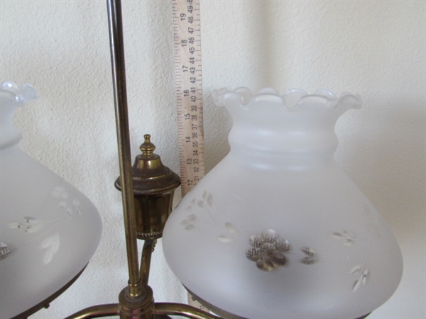 ANTIQUE TABLE LAMP