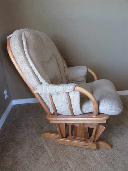 GLIDER ROCKER WITH FOOTSTOOL