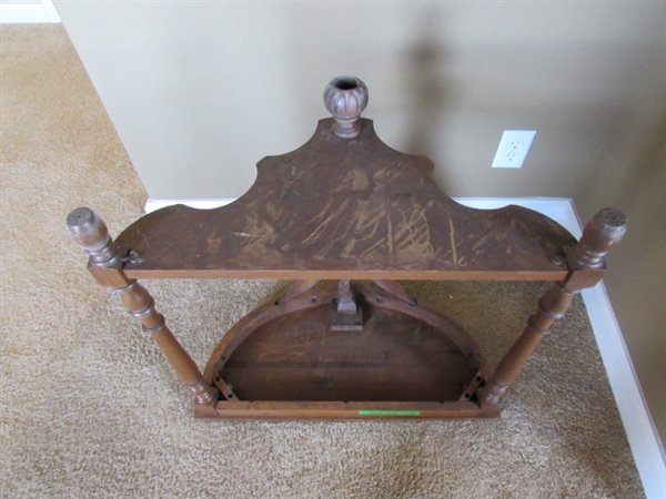 ANTIQUE 1/2 ROUND HAND CARVED WOOD ACCENT TABLE & TRINKET BOX