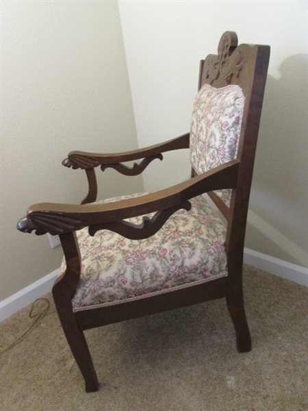 ANTIQUE CARVED LION ARM CHAIR