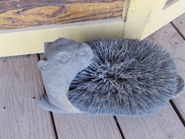 BEAVER SHOE/BOOT BRUSH