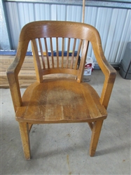 ANTIQUE OAK ARM CHAIR