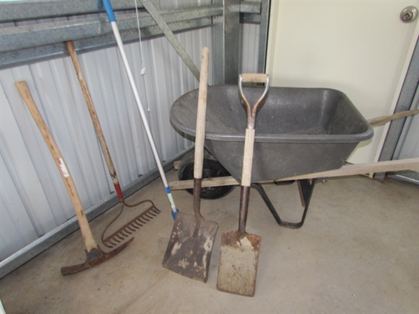 WHEELBARROW & YARD TOOLS