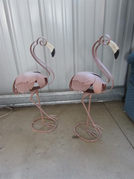 PAIR OF VINTAGE METAL FLAMINGOS