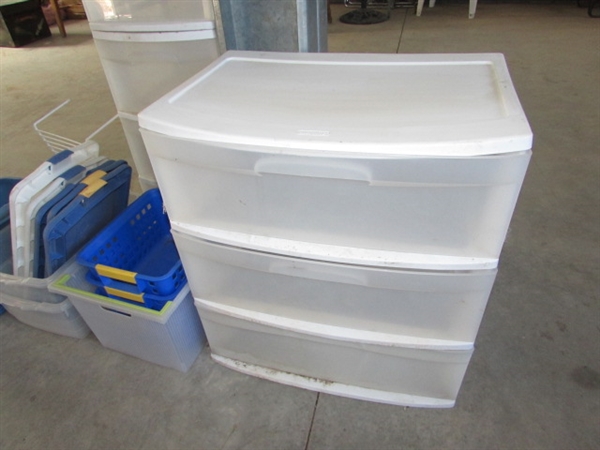 ASSORTED PLASTIC STORAGE DRAWERS & BINS