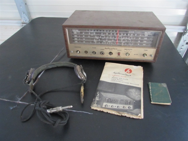 HALLICRAFTERS 4-BAND COMMUNICATIONS RECEIVER