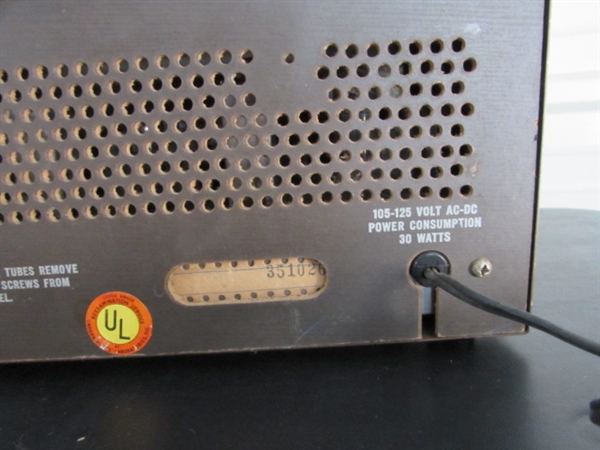 HALLICRAFTERS 4-BAND COMMUNICATIONS RECEIVER