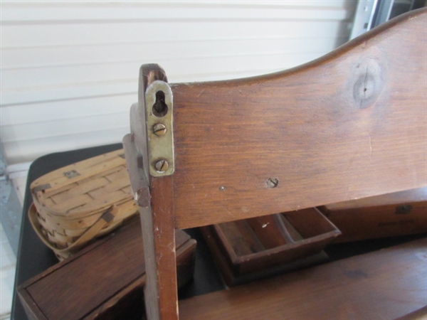 VINTAGE/ANTIQUE WOODEN SHELF & BOXES