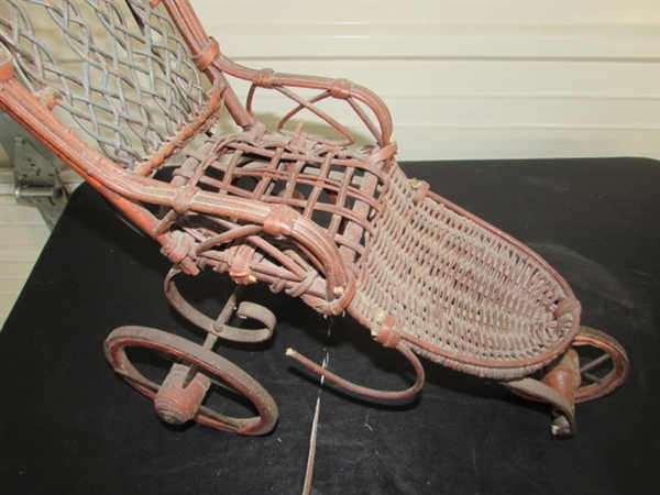 ANTIQUE DOLL WHEELED CHAIR & MANUAL WASHER/PLUNGER