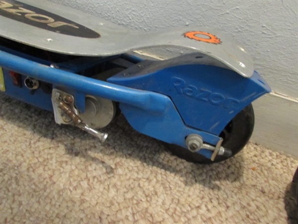 2 RAZOR SCOOTERS FOR PARTS OR REPAIR