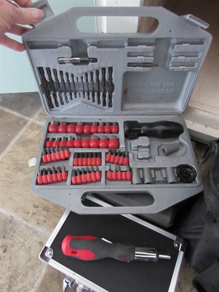 CRAFTSMAN 3/8 ELECTRIC DRILL & OTHER ASSORTED TOOLS