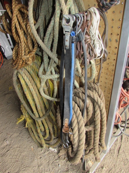 ROLLING PEGBOARD RACK WITH ASSORTED CHAIN AND ROPES