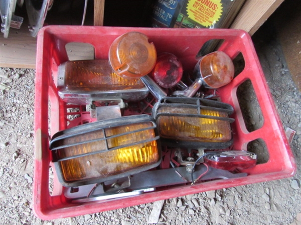 AUTOMOTIVE LOT WITH SPINNER WHEEL COVERS, TOOLS, WINCH AND MORE
