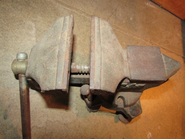 4 VISE/ANVIL & A SMALL VISE