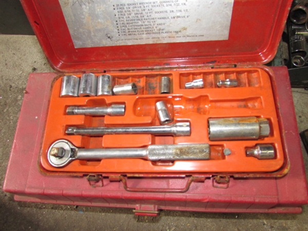 TOOLBOXES & TRAYS W/SOCKETS & MORE