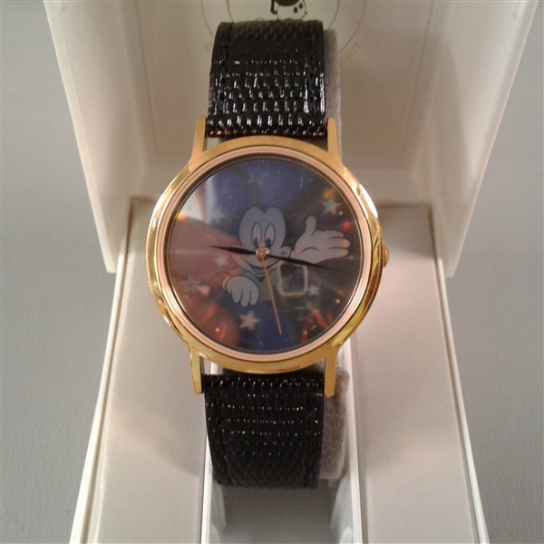 Vintage Lorus Quartz Melody Mickey Mouse Holographic Watch