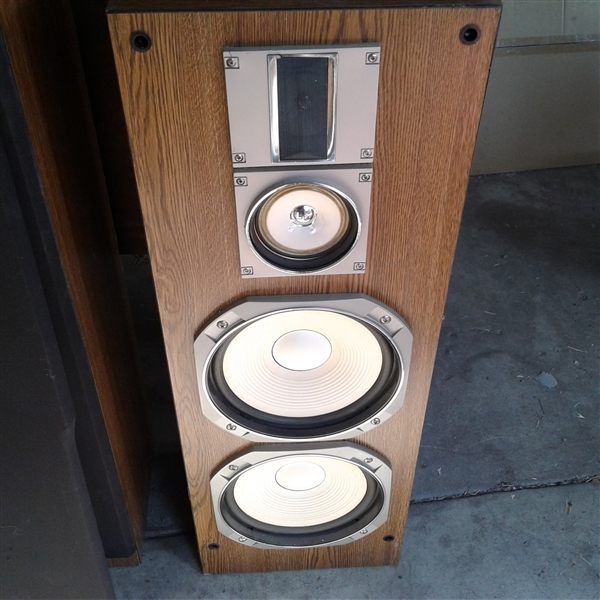 Sansui Speakers