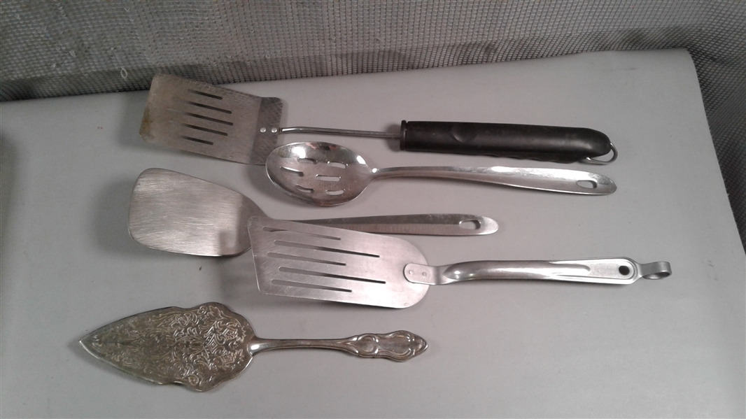 Utensils, Flatware, & Kitchen Knives