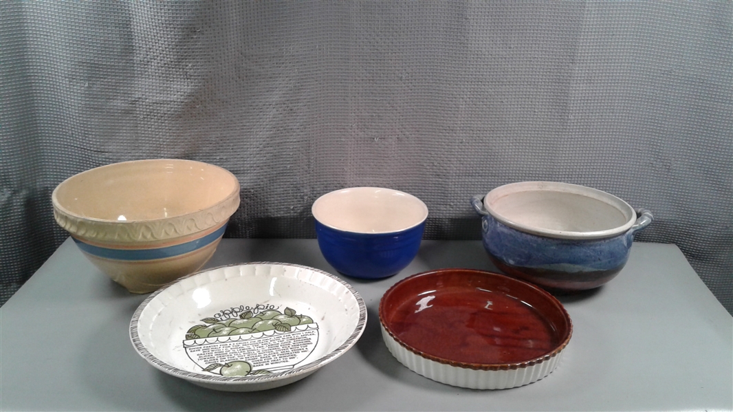 Stoneware Bowls & Pie Plates 