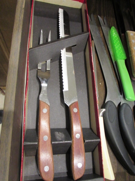 COLLECTION OF STEAK KNIVES AND MORE