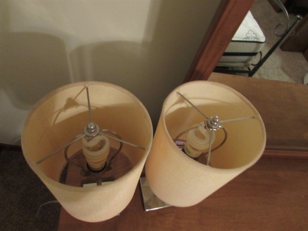 BEDSIDE TABLE LAMPS