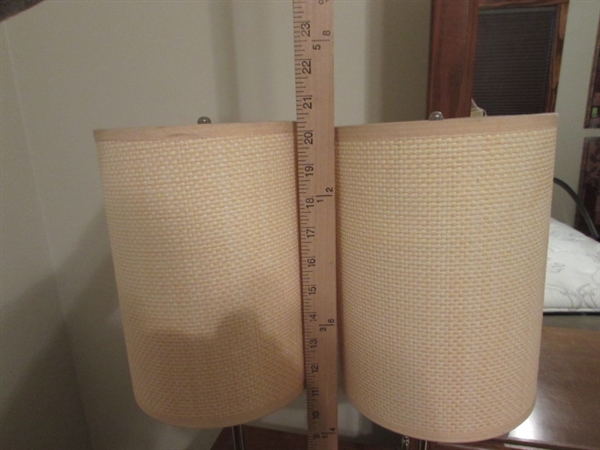 BEDSIDE TABLE LAMPS