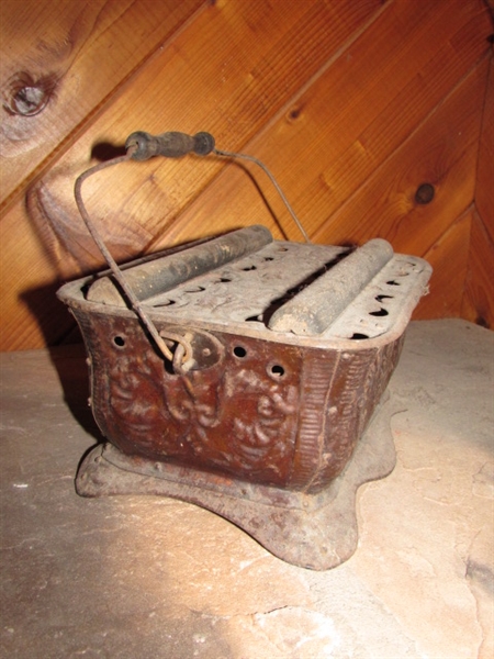 ANTIQUE BRASS CALDRON & ANTIQUE FOOT WARMER