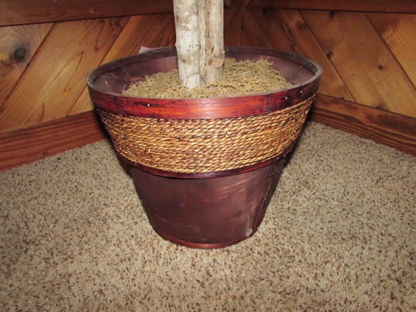 FLOOR LAMP WITH MICA SHADE & FAUX FICUS TREE