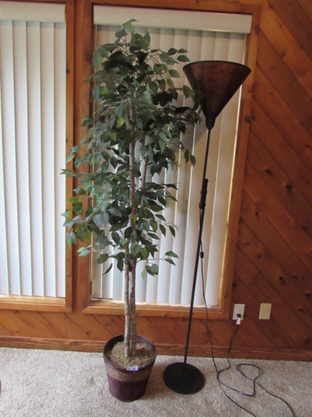 FLOOR LAMP WITH MICA SHADE & FAUX FICUS TREE