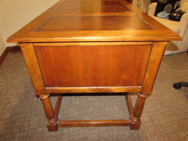 HEKMAN WOOD CRAFTWORK WRITING DESK WITH LEATHER TOP PANELS