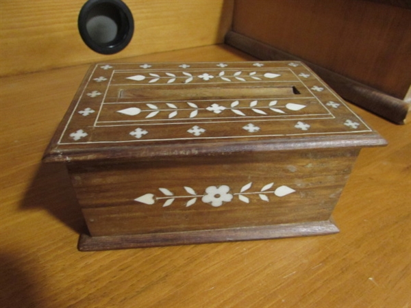 SECRET WOODEN BOX, CLOCK IN LEATHER BOX, SEE NO EVIL, SPEAK NO EVIL, HEAR NO EVIL QUARTZ DESK CLOCK