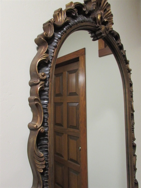 ORNATE ARCH-SHAPED WALL MIRROR WITH BRONZE ANTIQUE LOOKING FINISH