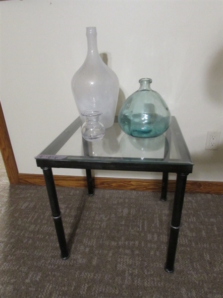 LOW SQUARE GLASS TOP TABLE AND DECOR VASES