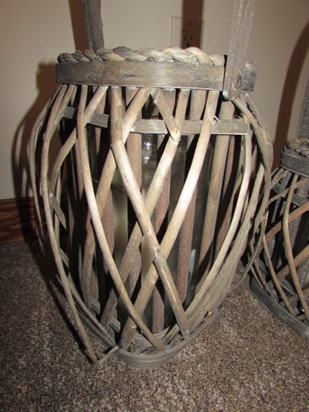 VINTAGE HAT BOX, SMALL WOOD TABLE, AND 2 RATTAN CANDLE LANTERNS