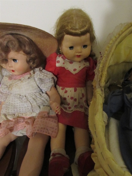 BOX OF VINTAGE/ANTIQUE DOLLS AND STUFFED ANIMALS