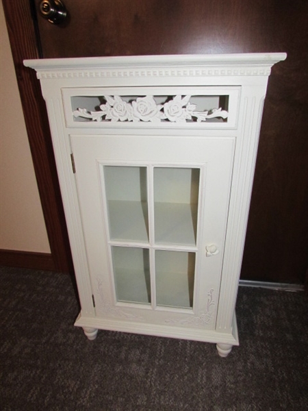 CUTE LITTLE WHITE DISPLAY CABINET W/DRAWER