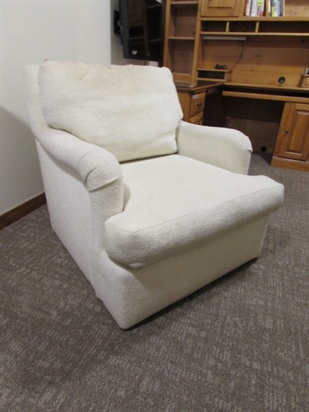 LARGE COMFY CREAM/OFF-WHITE ARMCHAIR