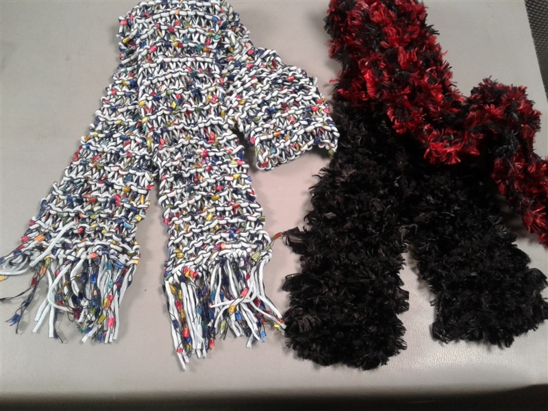 Womens Scarves, And Hats 