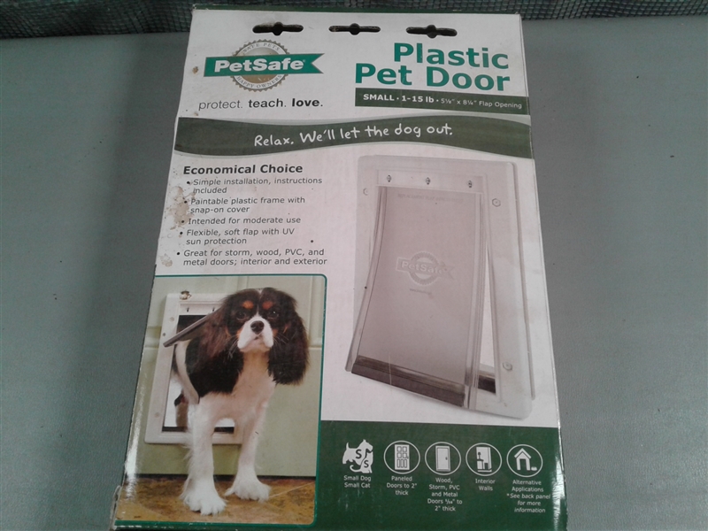 Pet Safe Plastic Pet Door 