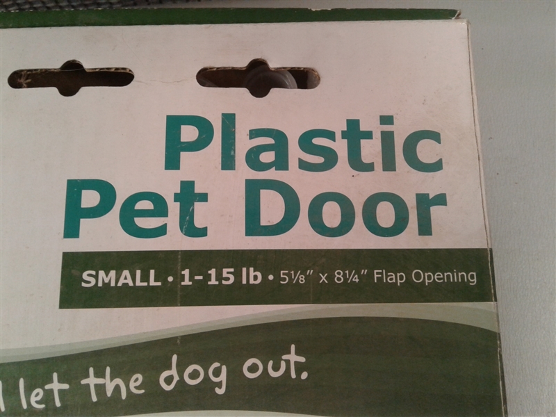 Pet Safe Plastic Pet Door 